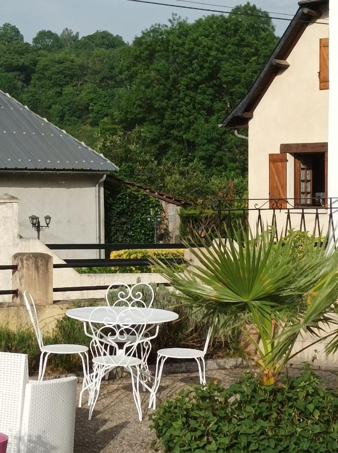 L' Auberge Campagnarde, Lourdes Poueyferre Exterior photo
